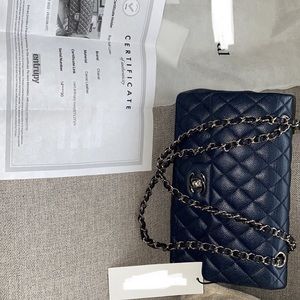 CHANEL Caviar Quilted Medium Double Flap